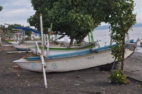 Nelayan Di Lobar Libur Melaut Sejak Cuaca Ekstrem Lombok Post