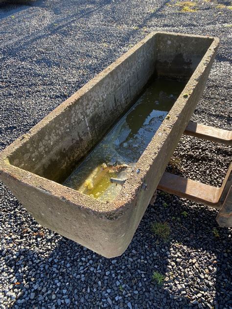 Large 1970s Concrete Garden Planter Water Trough | Greencore Design