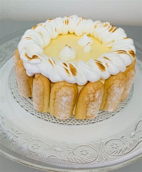 CHARLOTTE AU CITRON MERINGUÉE in 2024 Desserts Ethnic recipes Food