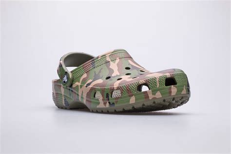 Chodaki Crocs Classic Camo Clog Tc Hurtownia Sportowa B B In