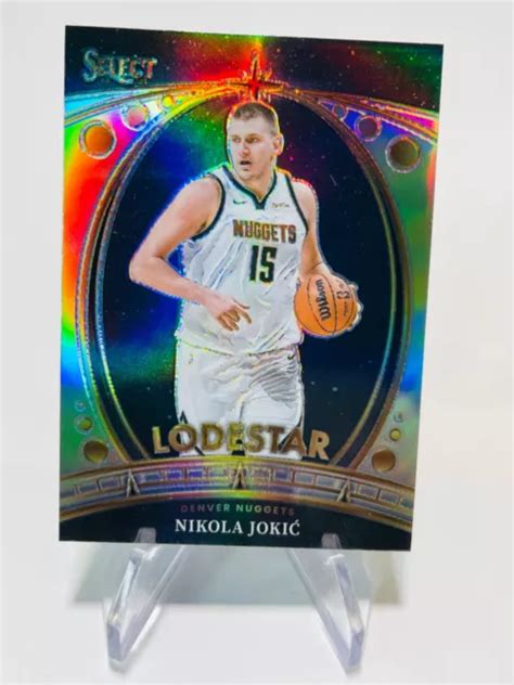 Nikola Jokic Panini Select Argento Prizm Lodestar Inserto