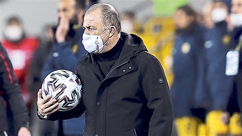 Fatih Terim den sert uyarı Vazgeçmek yok Galatasaray GS Haberleri