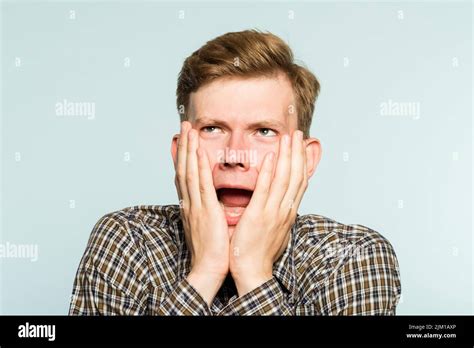 Omg Unbelievable Crazy Excited Shocked Man Emotion Stock Photo Alamy