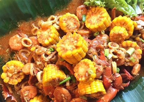 Resep Seafood Tumpah Saus Pedas Manis 🦀 Oleh Vera Choirina Cookpad