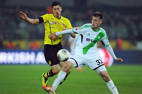 Borussia Dortmund vs VfL Wolfsburg DFB Pokal Semifinal Wölfe