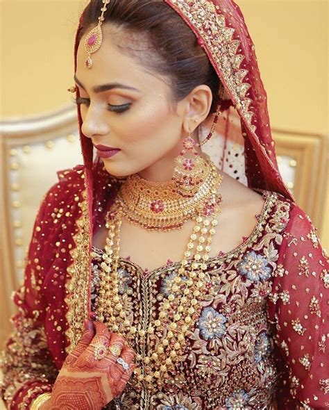 Pin By Mr Sandeep On Dulhan Makeup And Dress Collection Dulhan Dress