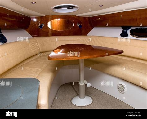 Narrow boat interior hi-res stock photography and images - Alamy