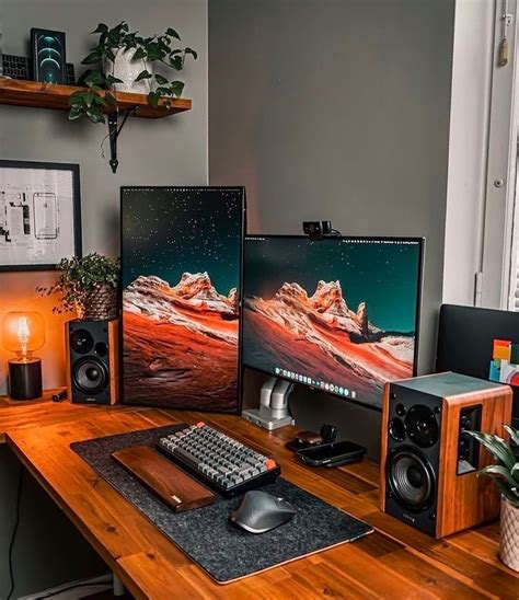 Clean And Minimal Desk Setups To Take Your Home Office Up A Notch