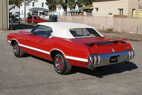 1970 Oldsmobile Cutlass 442 2 Door Convertible Rear 3 4 89069