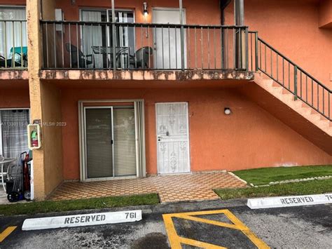 7061 Sw 129th Ave Unit 1 Miami Fl 33183 Condo For Rent In Miami Fl