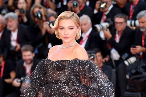 Venice Film Festival Red Carpet 2022 See The Looks Indiewire