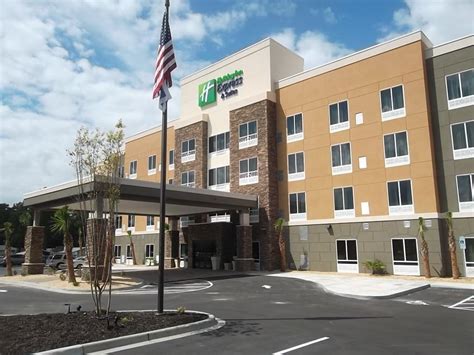 Oak Island North Carolina Holiday Inn Express - Oak Island NC ...