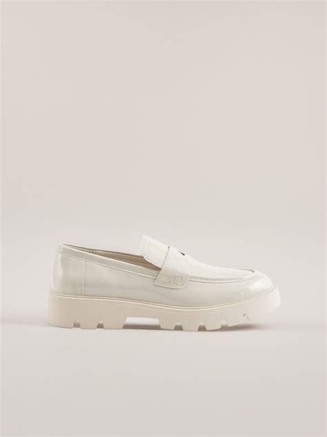 Mokasine Boja Nude SINSAY Z X