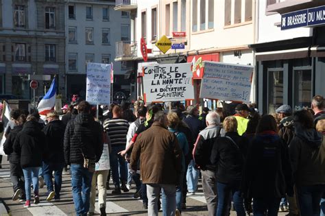 Vosges Épinal les manifestants anti pass sanitaire toujours