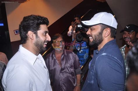 Abhishek Bachchan Rohit Shetty Meets Fans To Promote Bol Bachchan In