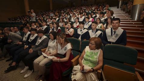 Algunas Im Genes De La Graduaci N Del Ies Alfredo Bra As De Carballo