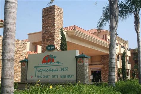 Tropicana Inn and Suites Anaheim,Disneyland-Anaheim:Photos,Reviews,Deals