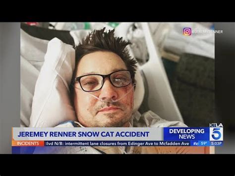 Jeremy Renner Hospital Photo: Is Jeremy Renner OK? Jeremy Renner Shares ...