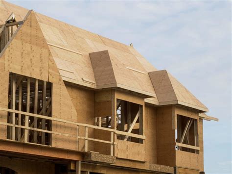 Understanding OSB Sheathing: The Key to Successful Siding Replacement