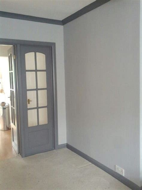 Grey Walls With Dark Grey Woodwork Skirting And Coving Really Pleased