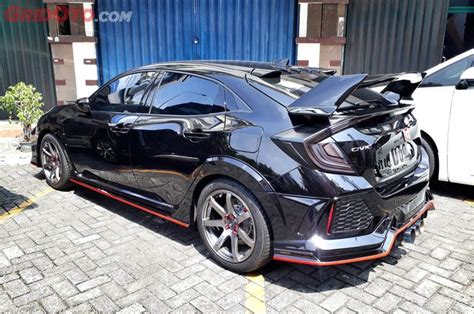 Honda Civic Hatchback Turbo Nyamar Jadi Type R Bukan Fokus Performa