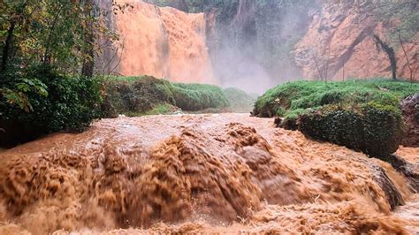 La DANA provoca una crecida histórica en el río colindante al Parque