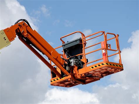 The 7 Must Knows” When Selecting An Aerial Lift For Your Worksite S