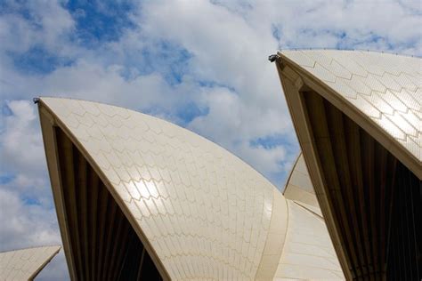 Sydney Opera House - An Architectural Biography