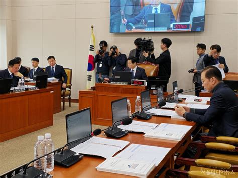 전세사기법 본회의 직회부野 단독 의결 與 법안 처리 반대해 퇴장