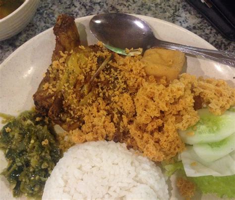 Peringkat 1 Restoran Tempat Makan Sate Enak Di Universitas Pelita