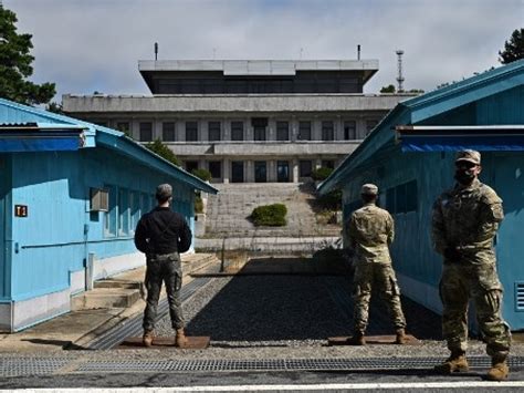 一名美國人在板門店參觀期間擅自越過軍事分界線進北韓 新浪香港