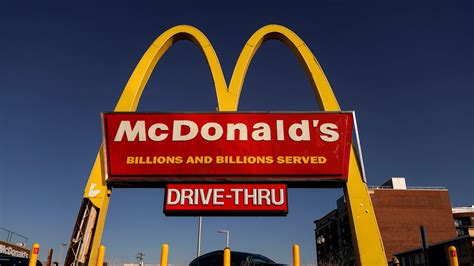 McDonald's to launch $5 meal deal next week to counter inflation - Fast ...