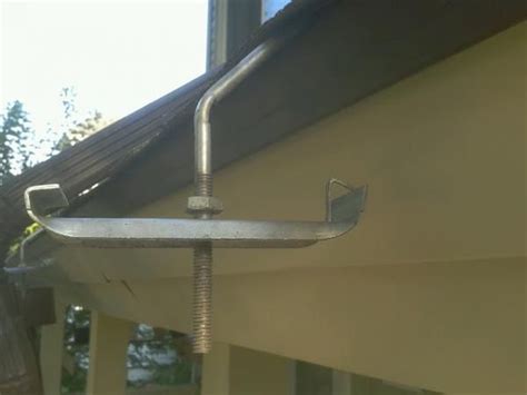 gutter hanger types | they look like standard k style gutters but the ...