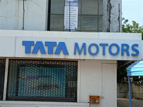 Tata Motors Unveils 21 New Commercial Vehicles Across All Segments