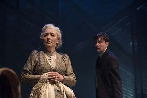 Review Long Day S Journey Into Night At Wyndham S Theatre Exeunt