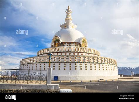 Shanti Stupa Stock Photo - Alamy