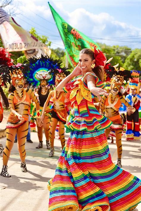 Isabella Chams Graba Su Video Oficial Como Reina Del Carnaval