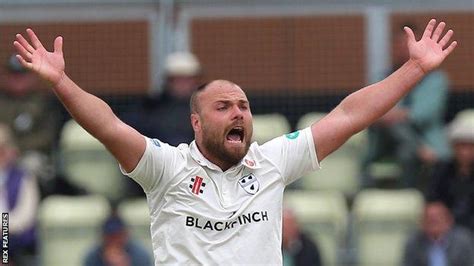 County Championship Joe Leach Among Wickets As Worcestershire Start Well Against Durham Bbc Sport