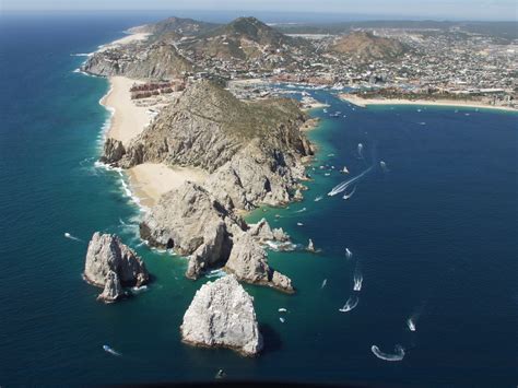 Why We Love Los Cabos: Beaches