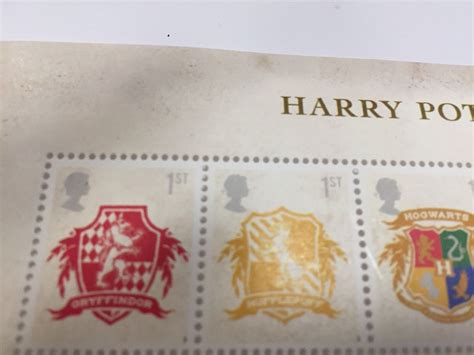 Harry Potter Hogwarts Crests Collectible Postage Stamps Ebay