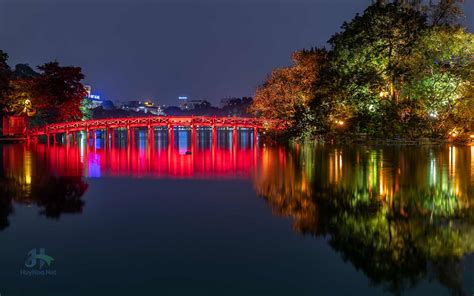 hoan kiem lake  pearl  hanoi capital