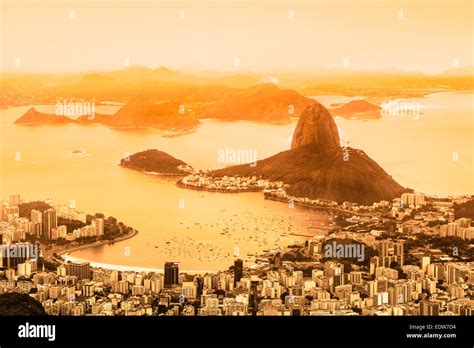 Rio de janeiro mountains city hi-res stock photography and images - Alamy