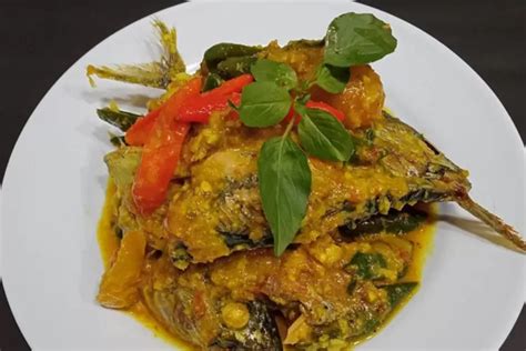 Resep Ikan Tongkol Bumbu Kuning Hidangan Tradisional Bisa Kamu Coba