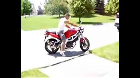 Motorcycle Accidents Motorcycle Crash Mix Funny Accident 2013 [18