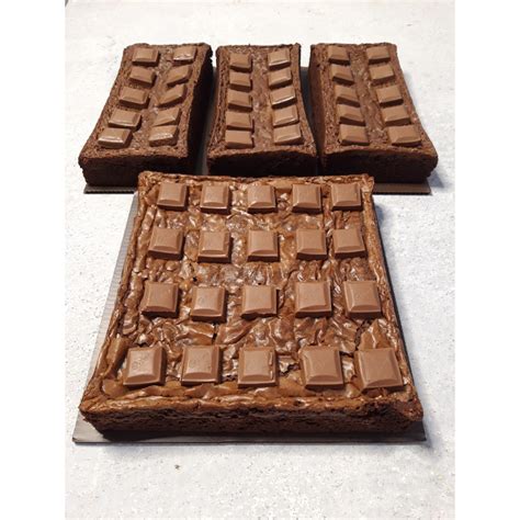 Jual Brownies Fudgy Cadbury Ukuran Medium 20x20 Shopee Indonesia