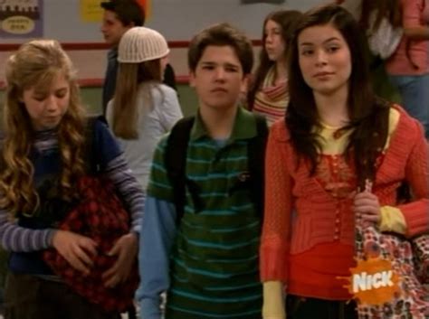 Miranda Cosgrovejennette Mccurdynathan Kress Ihatch Chicks