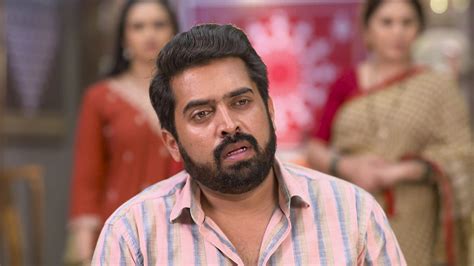 Watch Aai Ani Baba Retire Hot Aahet Episode On JioHotstar