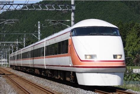 東武鉄道、特急「スペーシア」をデビュー当時のカラーリングに塗装へ 鉄道ニュース 鉄道新聞