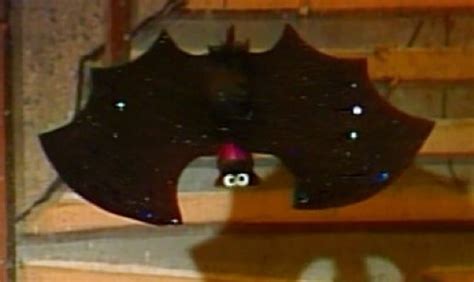 Sesame Street Inspired Cute Bats | Halloween DIY Craft