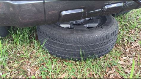 How To Remove Spare Tyre From Toyota Hilux Yaritza Has Martin